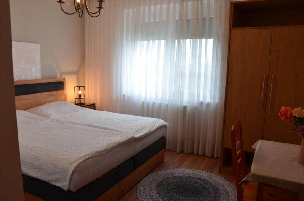 Gästezimmer Klinger-Tongisch Apetlon Exterior foto